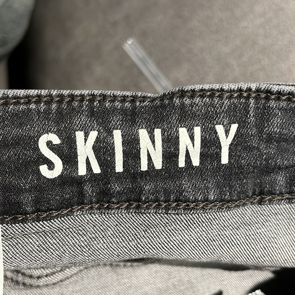 H&M jeans - Picture 5 of 6